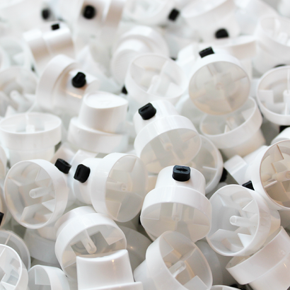 White Transversal Caps